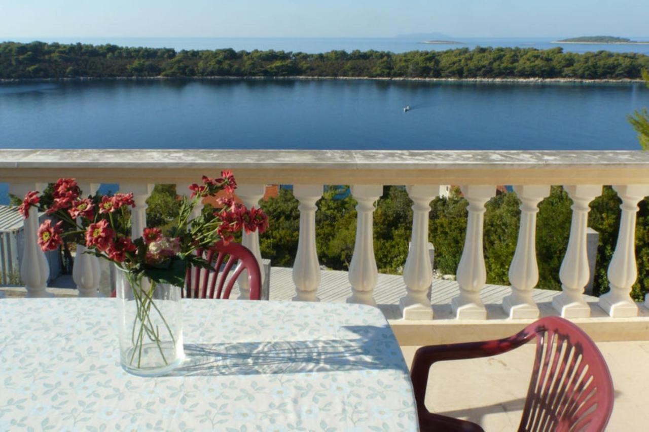 A1 - Apt Near Beach With Terrace And The Sea View Blato  Exterior foto